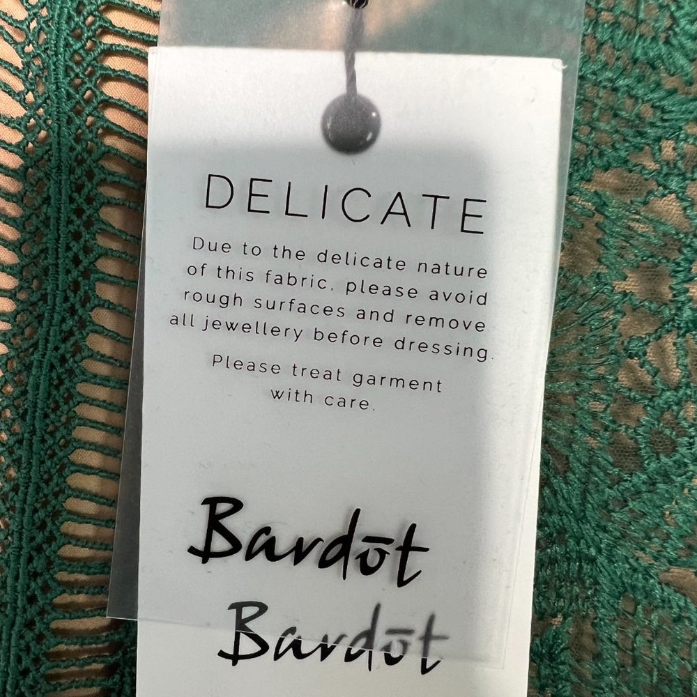 Bardot Green Lace Midi Dress - Picture 4 of 7